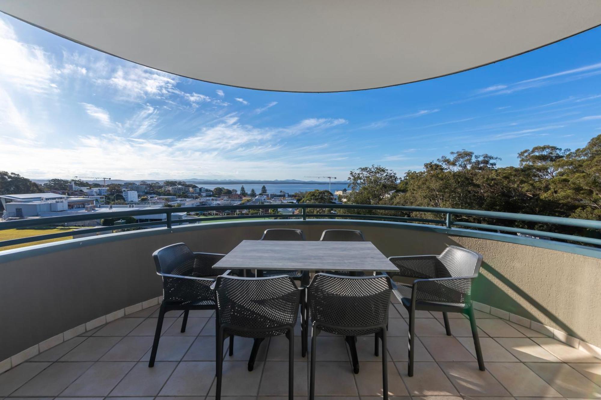 Two-Bedroom Apartment Bay View