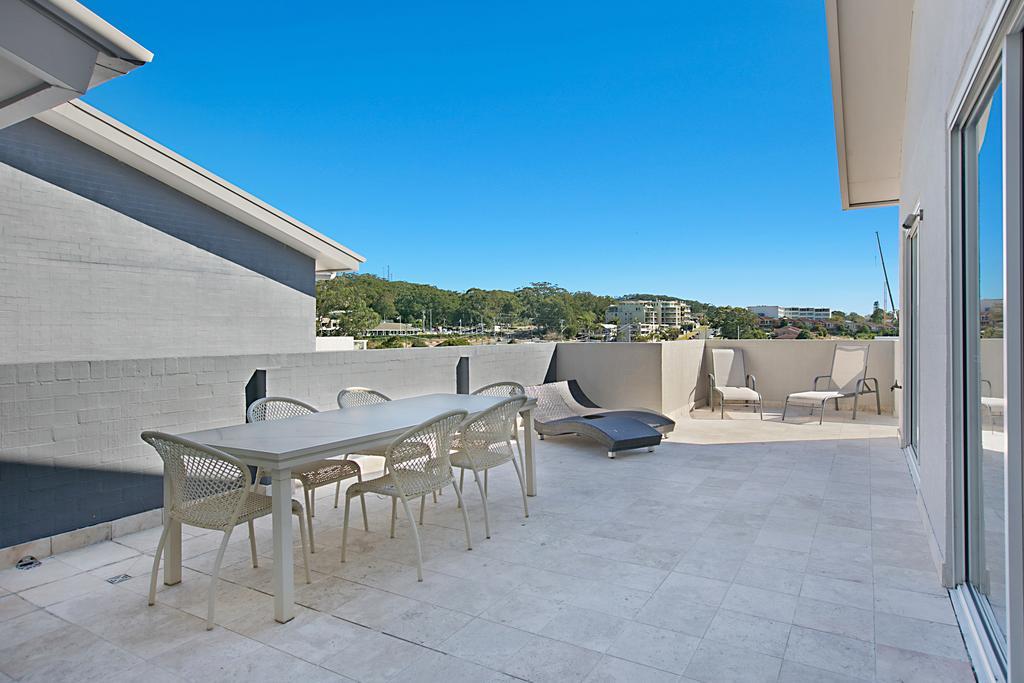 Three-Bedroom Two Bathroom Two Level Water Aspect Penthouse