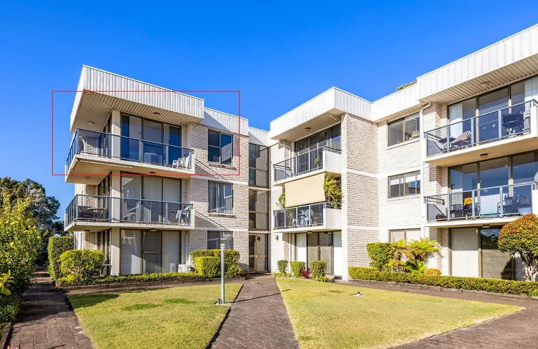 Views And Pool In A Great Location In Nelson Bay-1