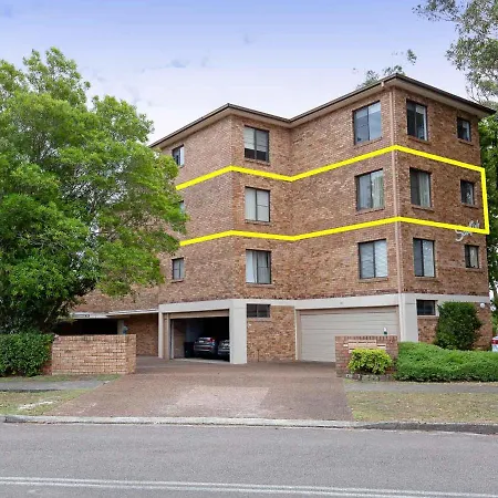 Sailfish, 4,46 Magnus Street- Unit With Water Views And Close To Town-2