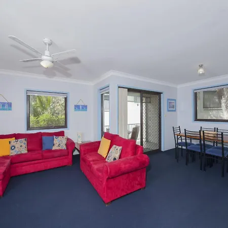 Carindale Unit 21 19 Dowling Street-2