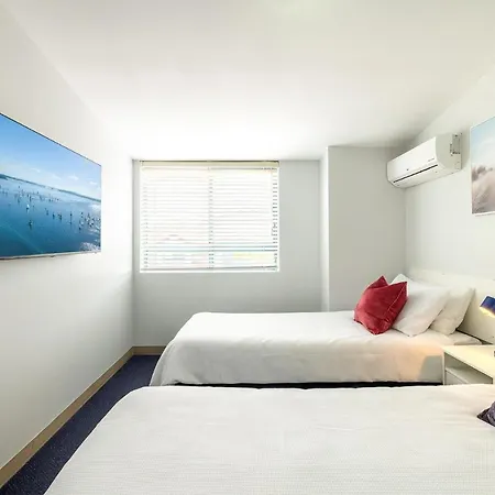 Nelson Bay Breeze: Coastal Apartment with Pool and Spa-3