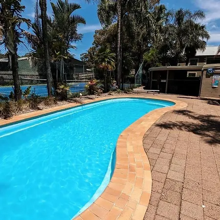 Leafy Seaside Unit With Lagoon Style Pool And Tennis Court-3