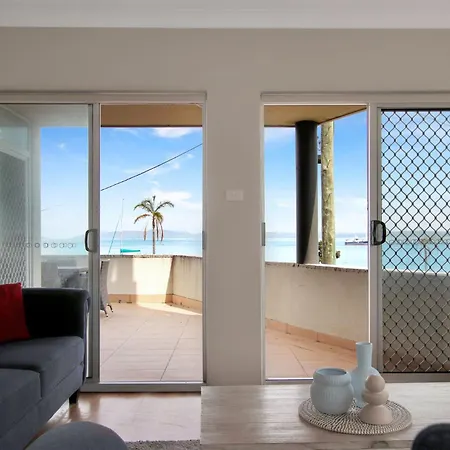 Bayview Towers Unit 1 15 Victoria Parade-3