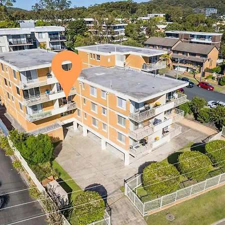 Yarramundi, 7-47 Magnus St - Spectacular Views In The Heart Of Nelson Bay-2