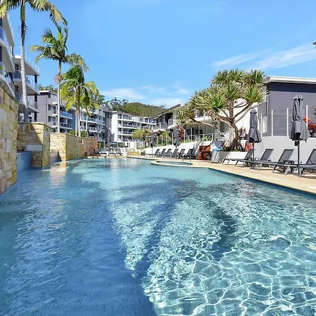 Resort Pool And Garden Apartment, Nelson Bay-2