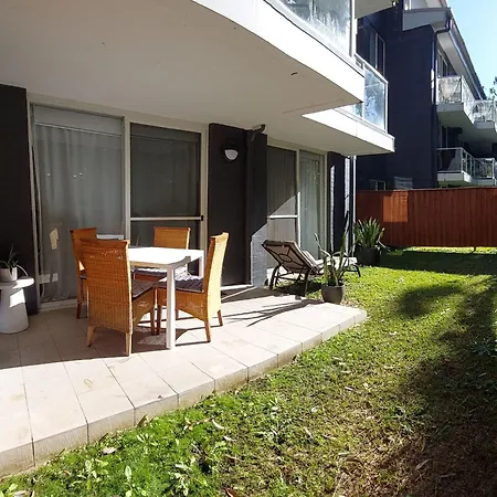 Resort Pool And Garden Apartment, Nelson Bay-3