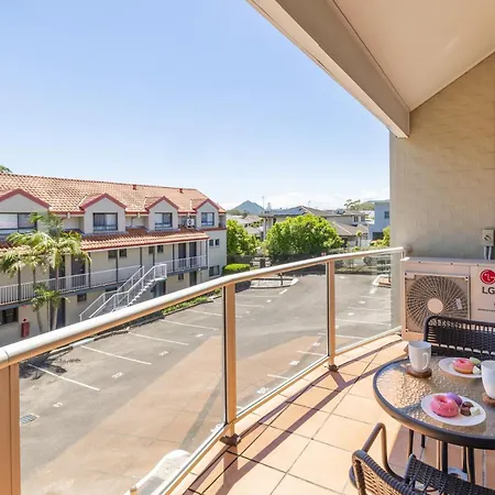 Bay Breeze Apartments, 33 1 Trafalgar St - Aircon, Wi-Fi, Linen, Pool-3