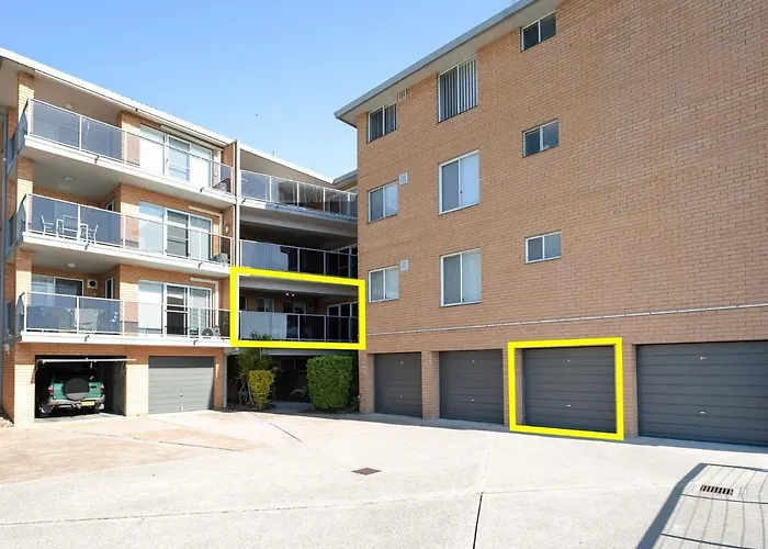 Kiah 8, 53 Victoria Parade - Stunning Water Views, Wifi & Air Con Nelson Bay