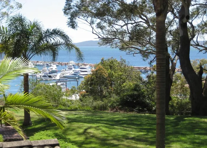 Sailfish, 4,46 Magnus Street- Unit With Water Views And Close To Town Nelson Bay
