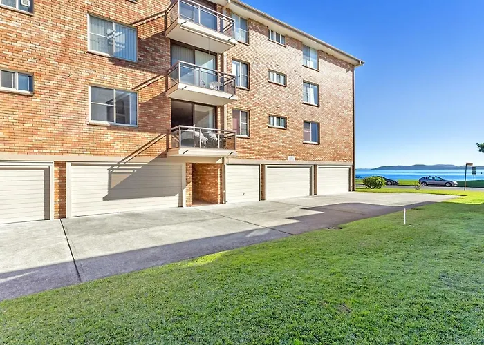 Collendina Unit 6 19 Kurrawa Close Nelson Bay