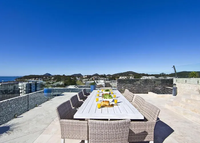 Penthouse Palace - Private Heated Pool And Spa Nelson Bay