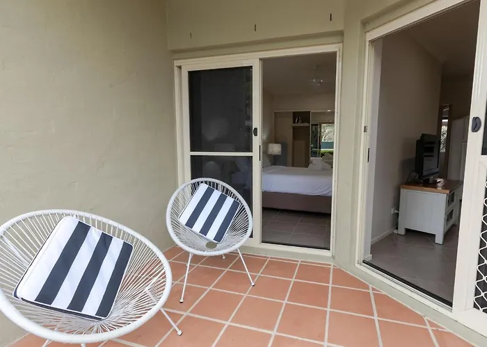 Martys Little Beach No. 4 Ground Floor Apartment With Heated Pool Access Nelson Bay