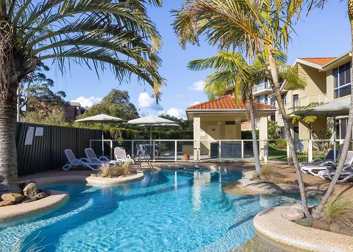 Martys Little Beach No. 4 Ground Floor Apartment With Heated Pool Access Nelson Bay