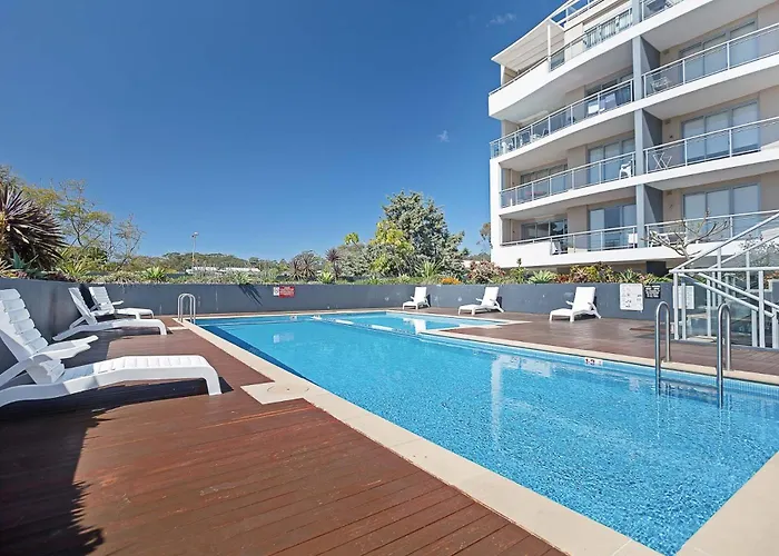 Cote D'Azure: Coastal Comfort with Pool and Secure Parking Nelson Bay