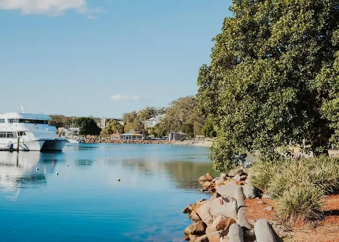 Seashells Sweet Retreat Pool, Walk To Shops & Marina Apartment Nelson Bay