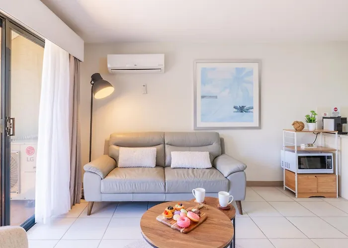 Bay Breeze Apartments, 33 1 Trafalgar St - Aircon, Wi-Fi, Linen, Pool Nelson Bay