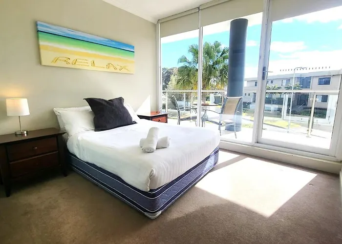 Oasis Unit 3 5 Laman Street Nelson Bay
