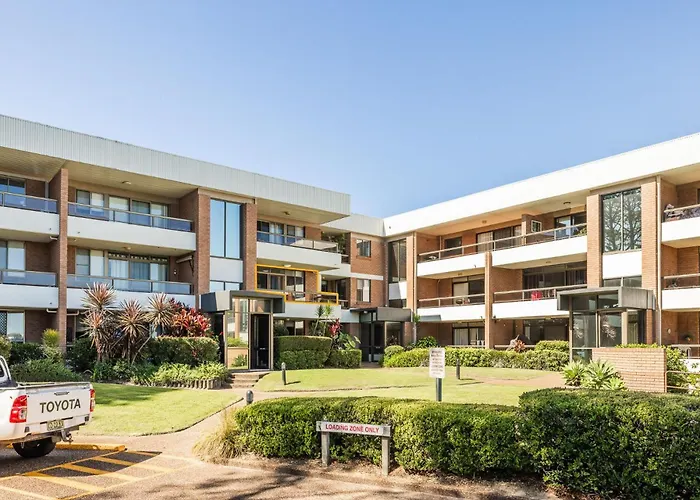 The Commodore, 23,9-11 Donald Street - Delightful Unit With Gorgeous Water Views, Air Con And Wi-Fi Nelson Bay