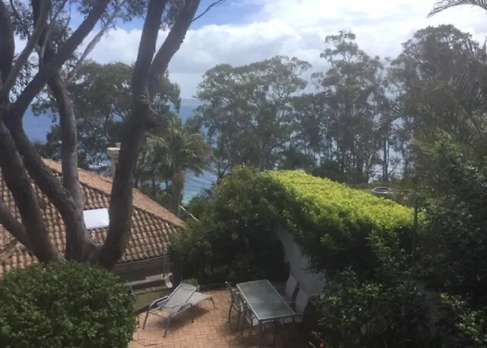 Dutchies Beachside Retreat Nelson Bay